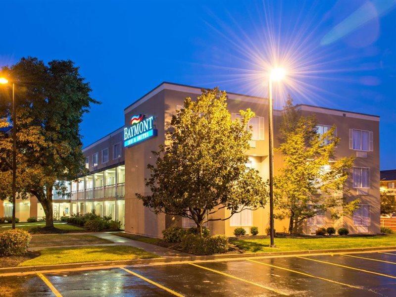 Hotel Baymont By Wyndham East