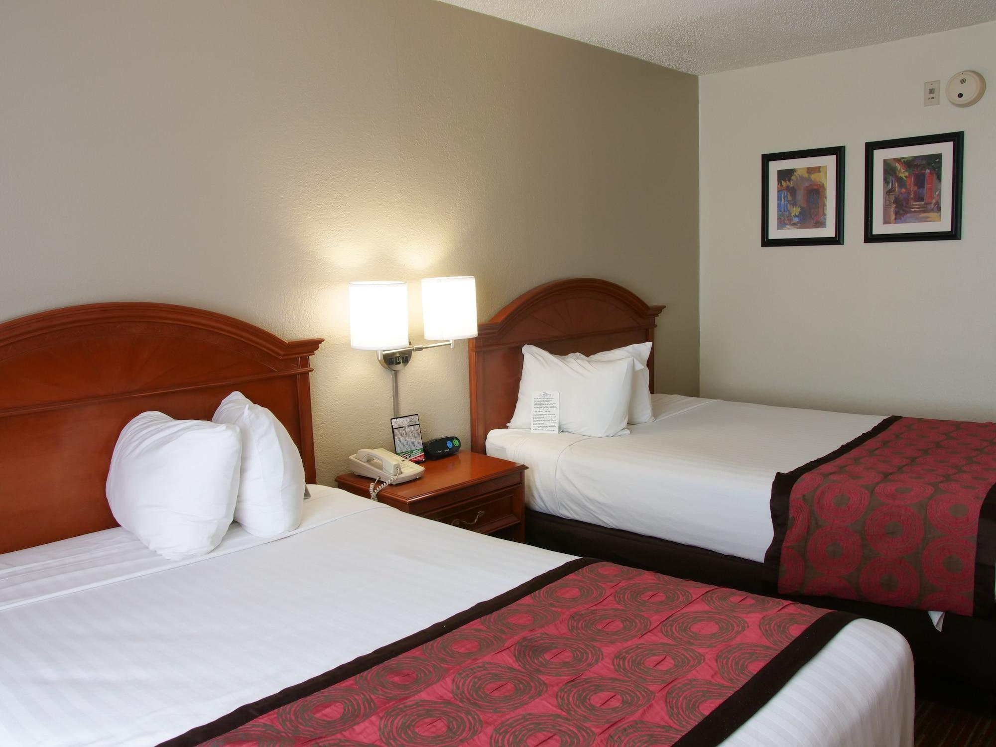 Baymont By Wyndham East Hotel