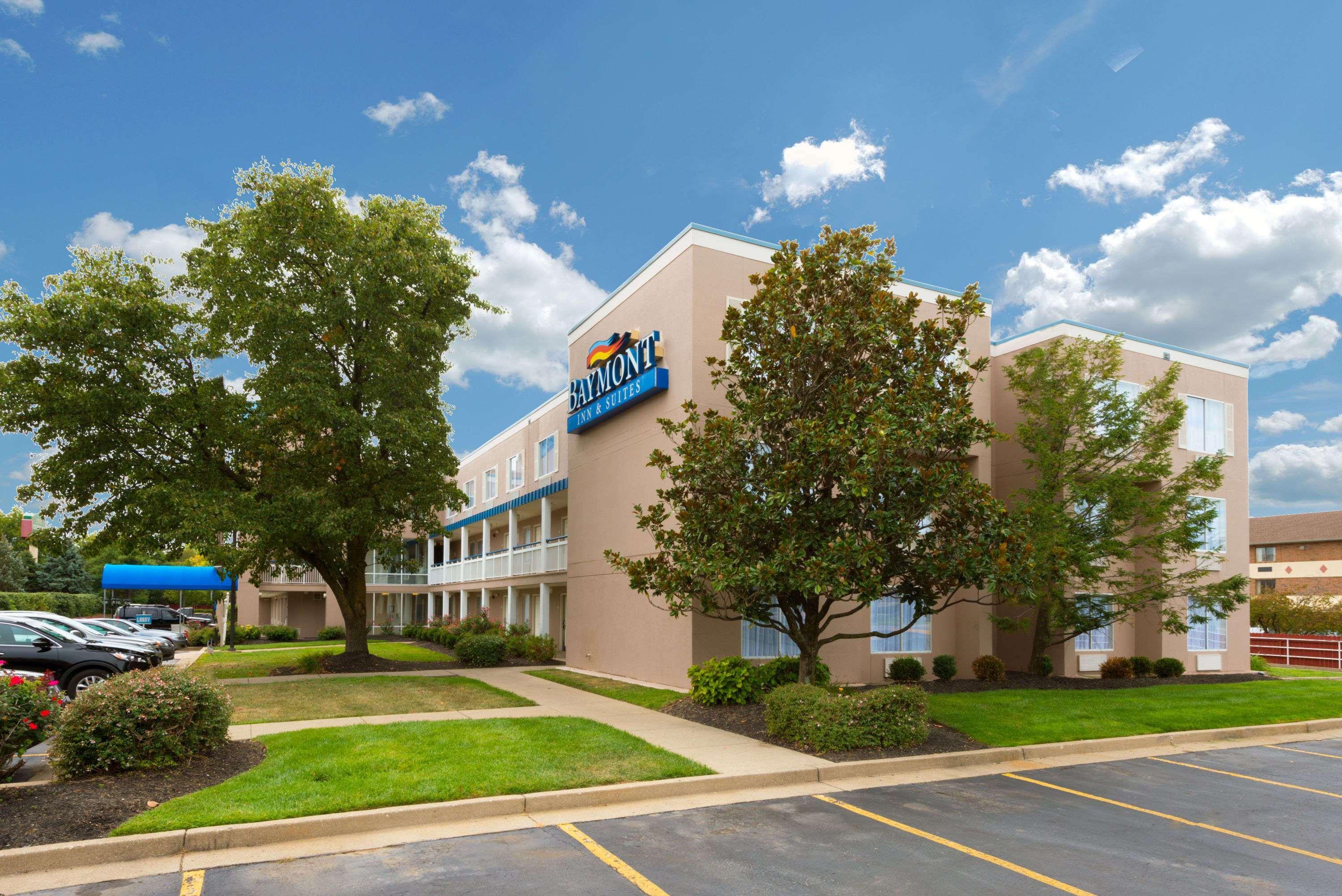 Baymont By Wyndham East Hotel