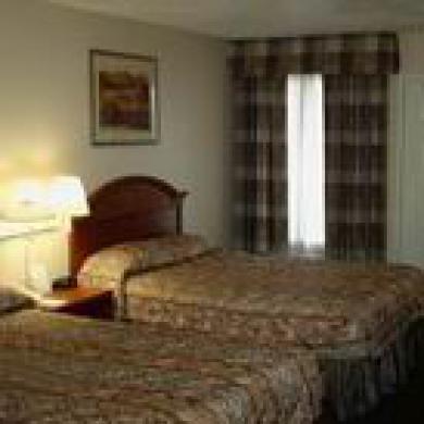 Baymont By Wyndham East Hotel 2*